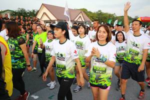 BIB: 
                            <button type="button" onclick="openModal(3530934)" class="btn btn-primary btn-sm float-right btn-popup" data-toggle="modal" data-target=".modal-high-quality">
                        <i class="fas fa-shopping-cart"></i> Add to Cart
                    </button>
                                            <button type="button" onclick="isThisMe(3530934, true)" class="btn btn-success btn-sm float-right btn-popup btn-isme hidden" data-toggle="tooltip" data-placement="bottom" title="นี่คือรูปของคุณใช่ไหม คลิกที่นี่เพื่อเอาเข้าอัลบั้ม">
                        <i class="fas fa-plus"></i> Add to album
                    </button>
                    <button type="button" onclick="isThisMe(3530934, false)" class="btn btn-warning btn-sm float-right btn-popup btn-isnotme hidden">
                        <i class="fas fa-ban"></i> Remove from album
                    </button>